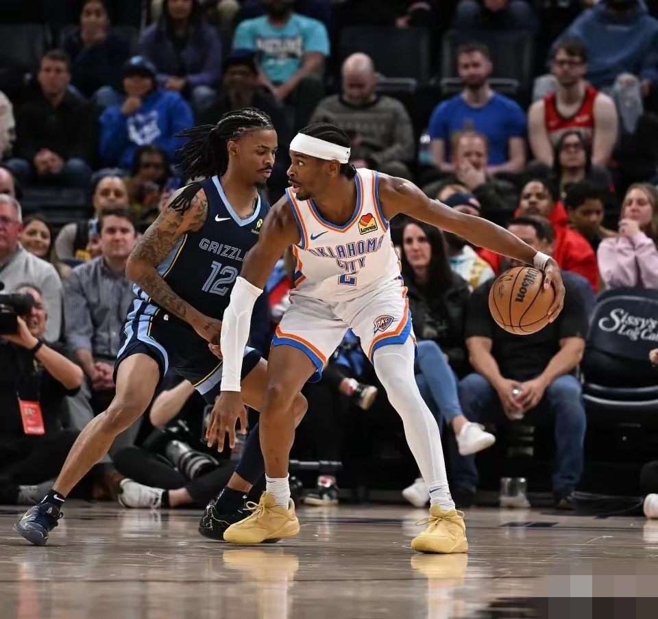 灰熊逆转雷霆，贝弗利送出助攻