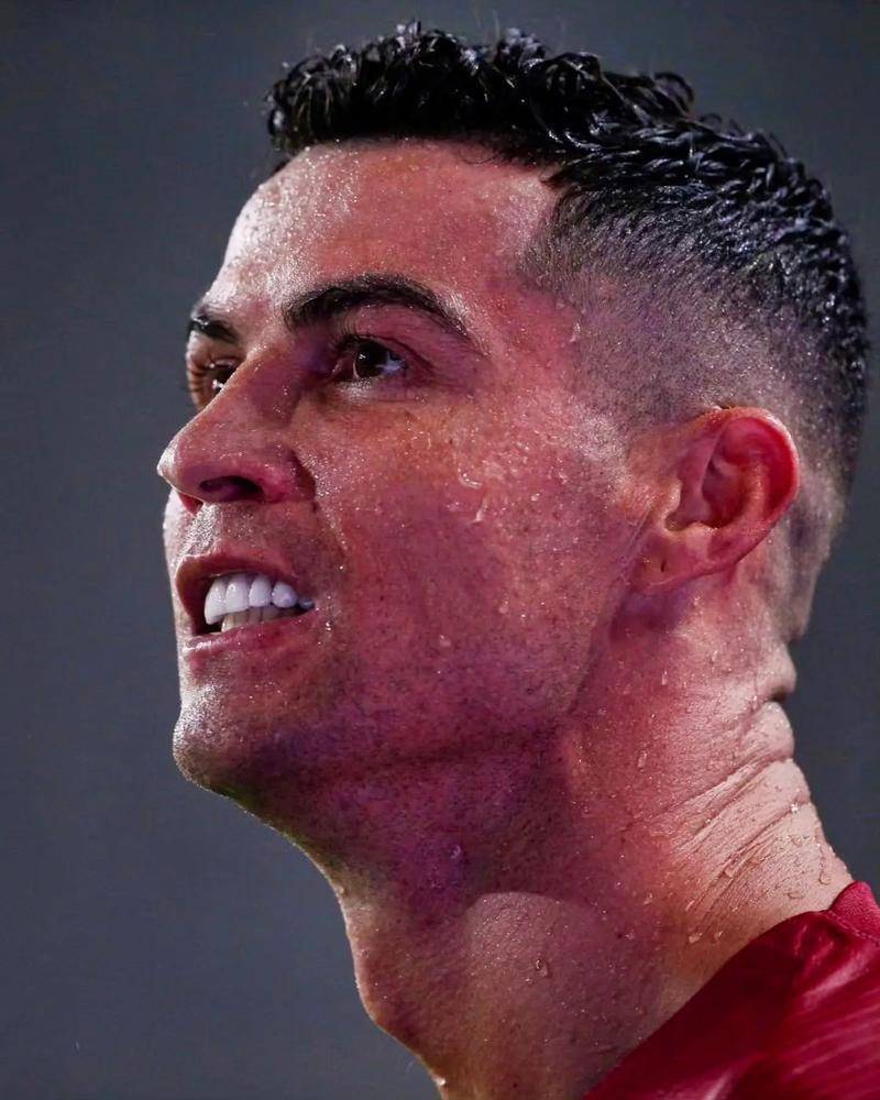 西班牙绝地反击那不勒斯，C罗打破历史纪录