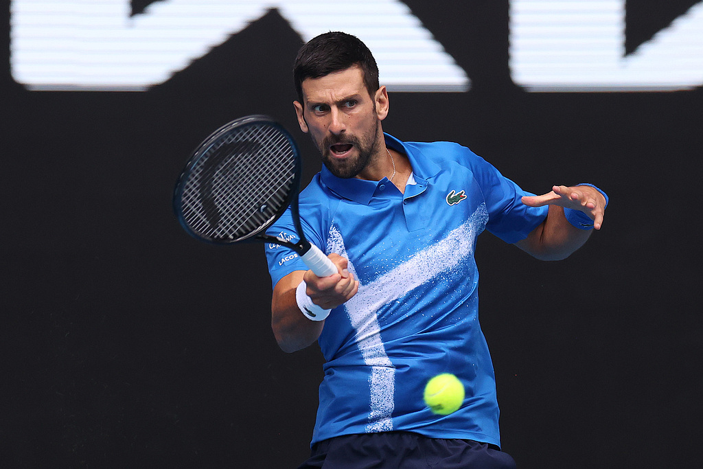 关于意大利网球队强势英国网球队，德约科维奇关键制胜的信息