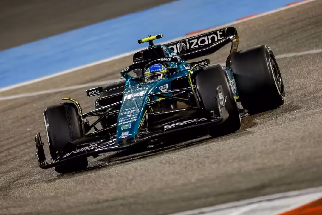 红牛二队险胜哈斯车队，阿隆索带队取胜