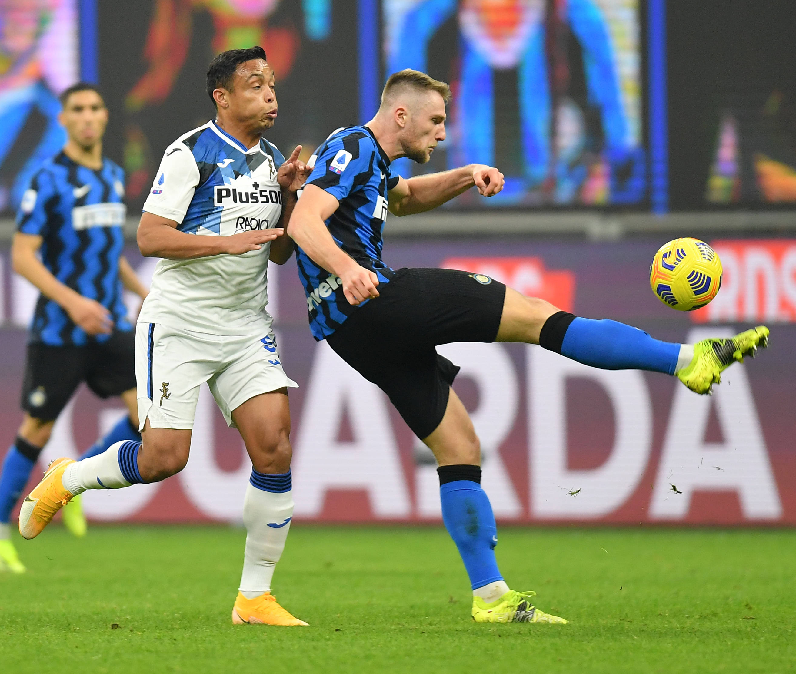 亚特兰大客场大胜,豪取连胜赛点的简单介绍 亚特兰大客场大胜,豪取连胜赛点的简单介绍