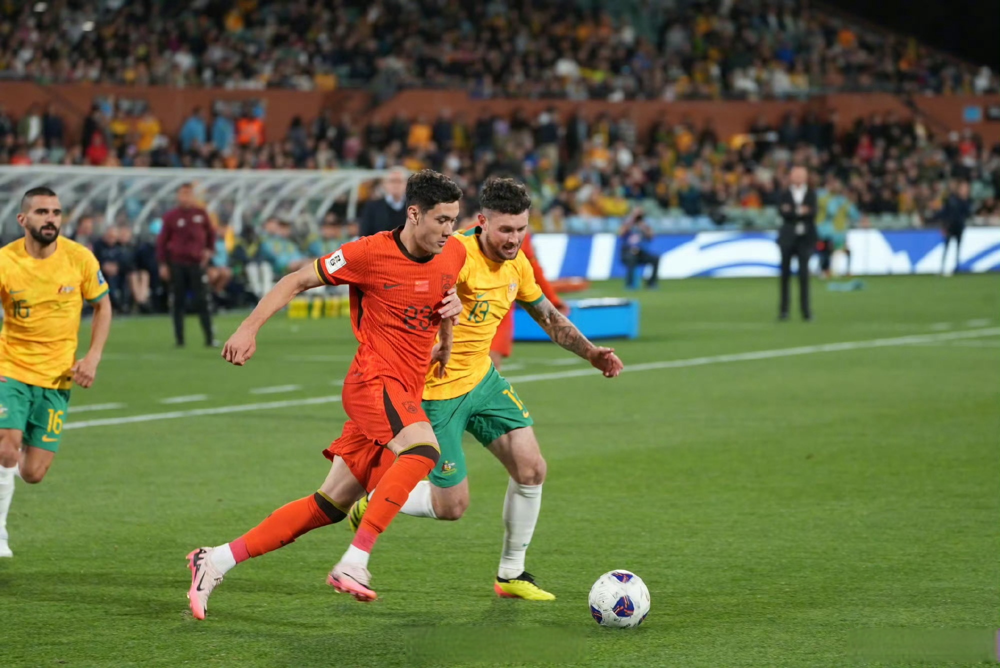 澳大利亚球队斩获国际杯赛冠军 澳大利亚球队斩获国际杯赛冠军