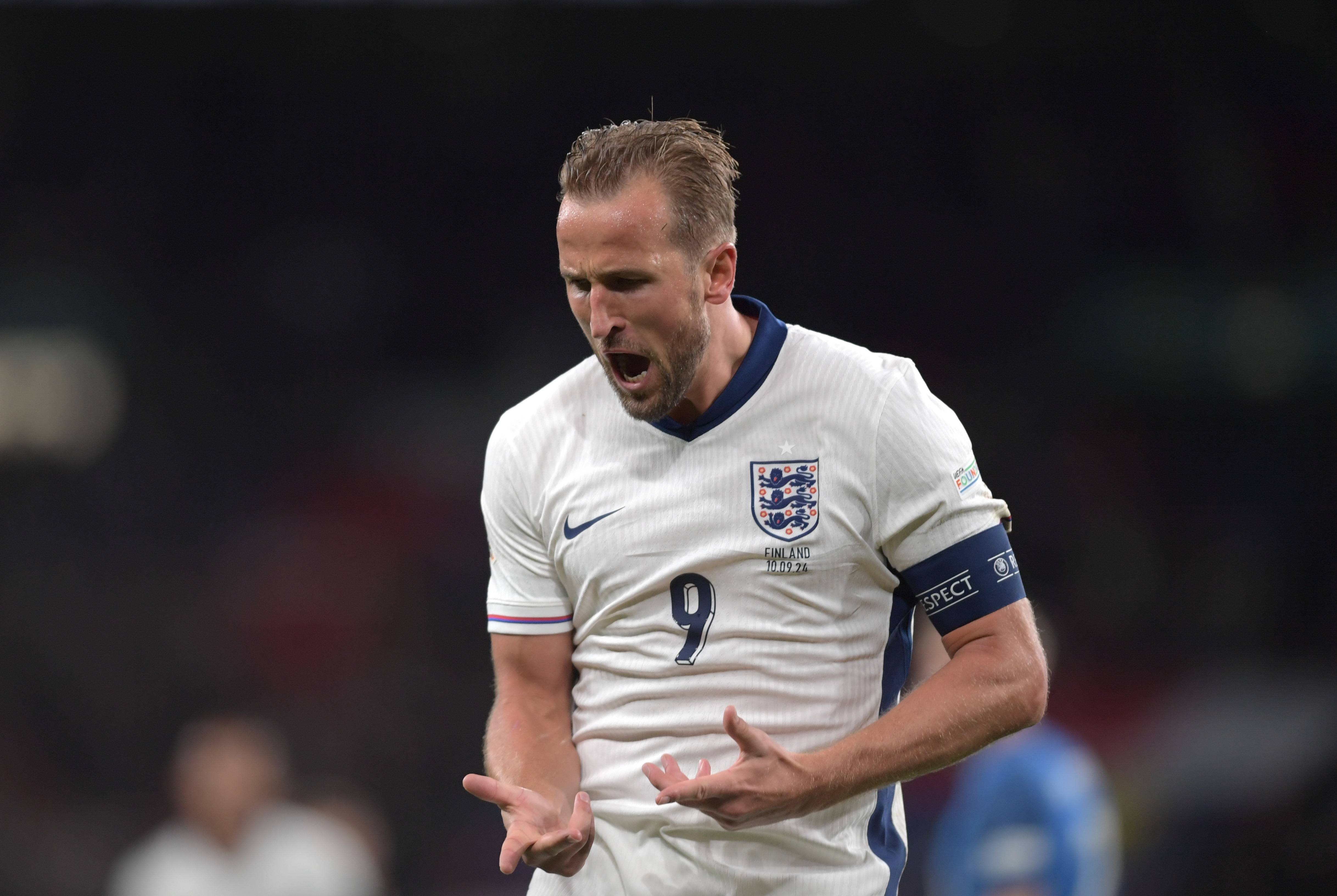 芬兰国家队豪取胜仗，展现实力风采