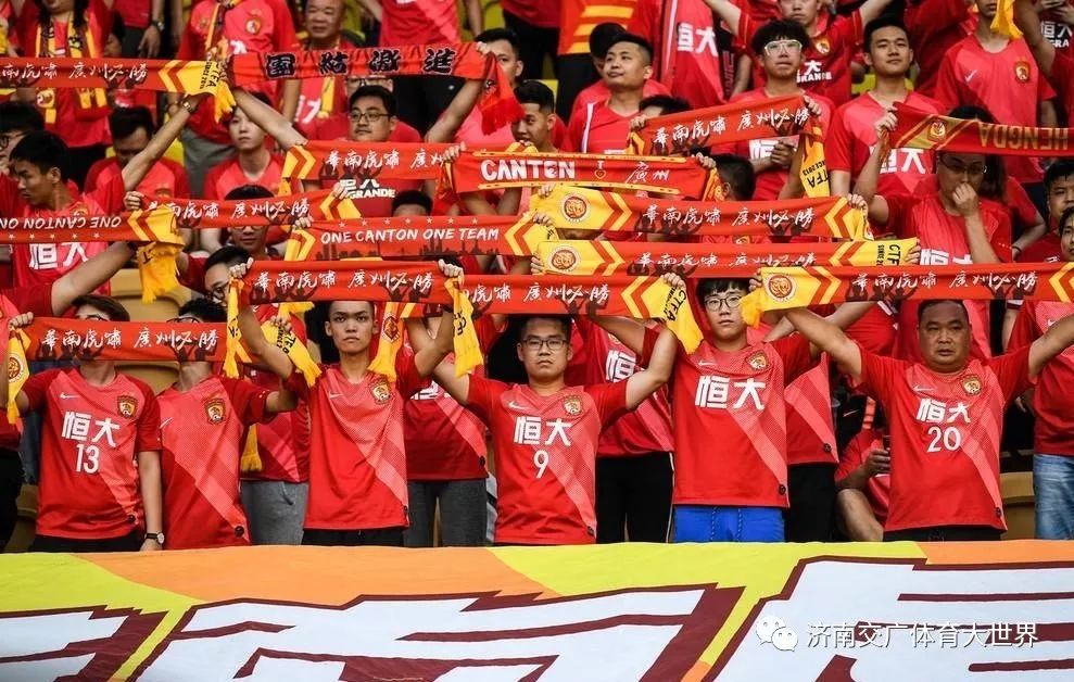 重庆斯威客场不敌济南山东鲁能的简单介绍