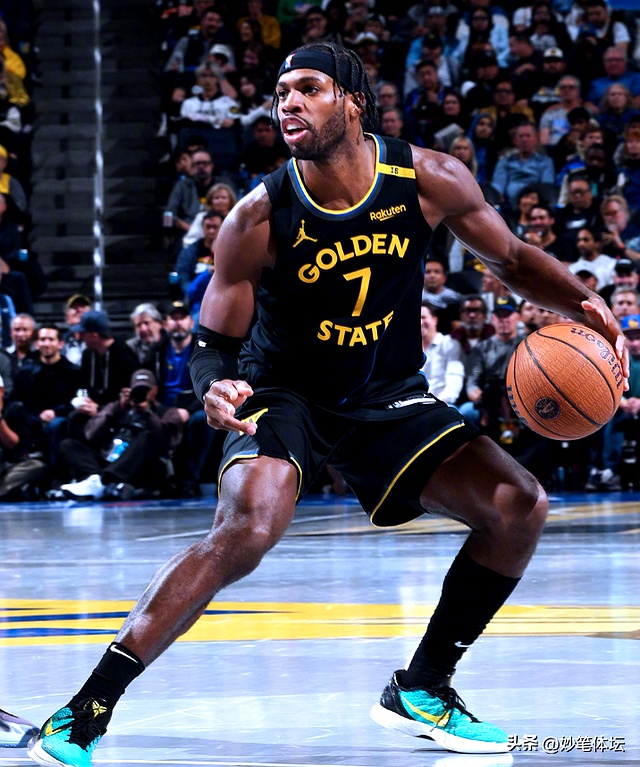 勇士主场击败尼克斯，豪取七连胜