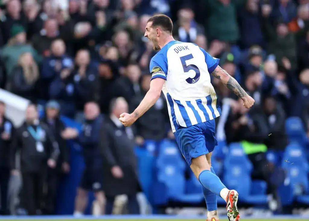 包含埃弗顿奏凯，绝杀布莱顿领跑积分榜的词条